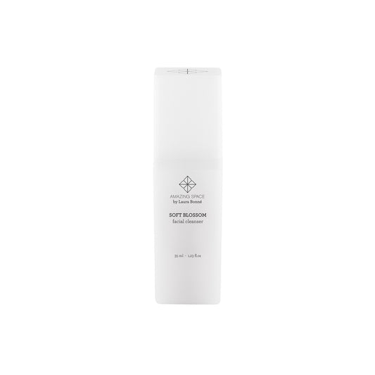Soft Blossom - Facial cleanser