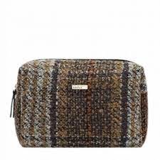 Day Woolen Check Beauty