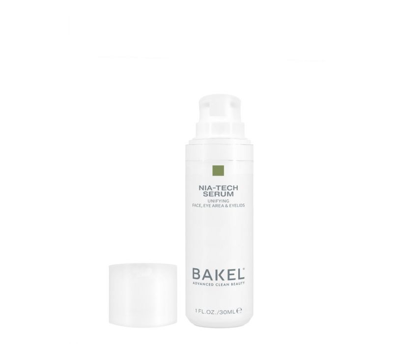 Nia Tech Serum Case & Refill